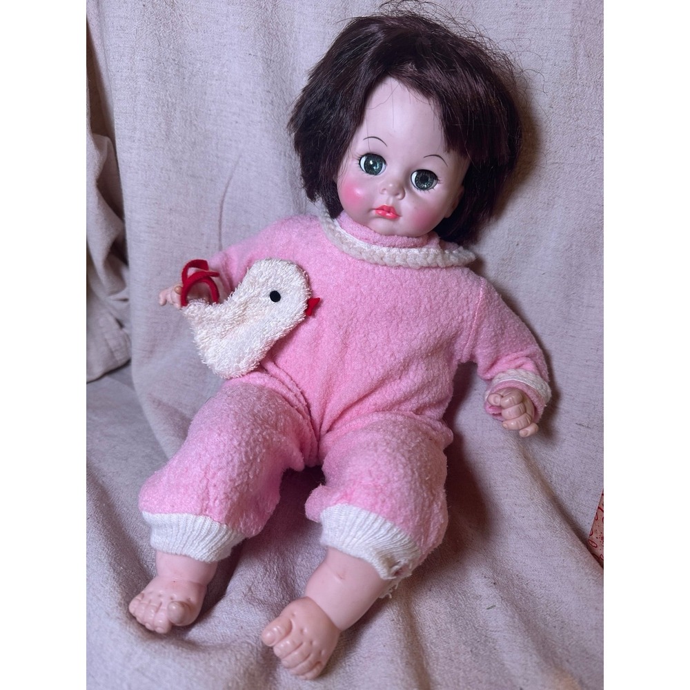 Vintage 1977 Madame Alexander Doll "Mary Mine"